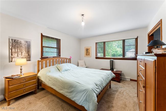 1729 Mccollum Rd, House other with 3 bedrooms, 2 bathrooms and null parking in Youngstown OH | Image 16