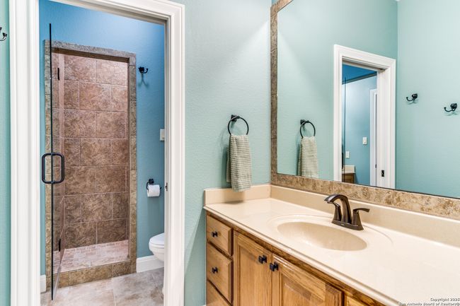 30131 Cibolo Run, House other with 3 bedrooms, 3 bathrooms and null parking in Fair Oaks Ranch TX | Image 21