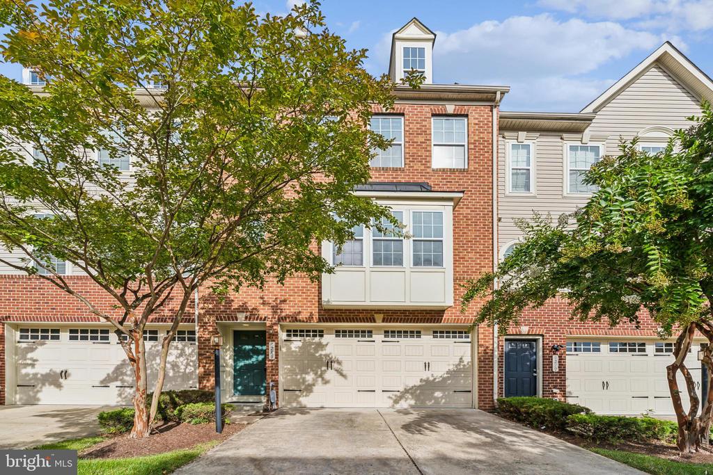 Talmadge Cir, Camp Springs, MD 20746