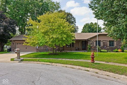 1636 Birch Ct, Plainfield, IN, 46168-2125 | Card Image
