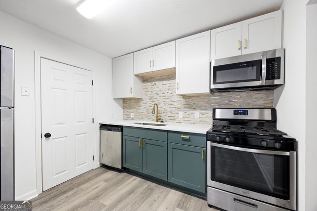 1468 Springleaf Cir Se, Townhouse with 2 bedrooms, 3 bathrooms and null parking in Smyrna GA | Image 11
