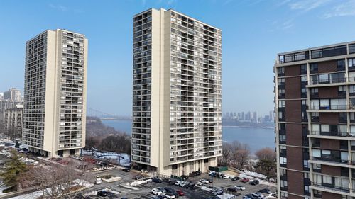 apt-203-5 Horizon Rd, Fort Lee, NJ, 07024-6627 | Card Image