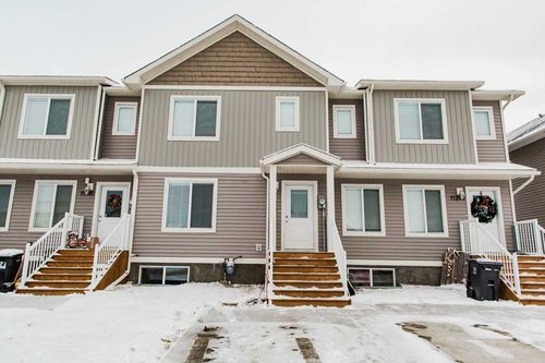 B - 11205 95 Street, Home with 3 bedrooms, 1 bathrooms and 2 parking in Clairmont AB | Card Image