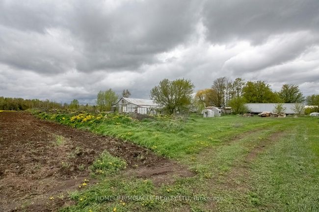 18330 Mountainview Rd, House other with 3 bedrooms, 1 bathrooms and 18 parking in Caledon East ON | Image 24