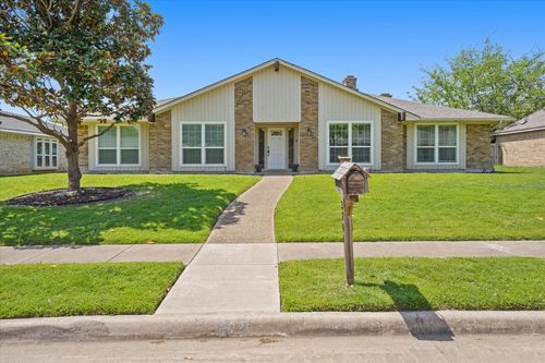 3701 Knob Hill Dr, Plano, TX, 75023-7438 | Card Image