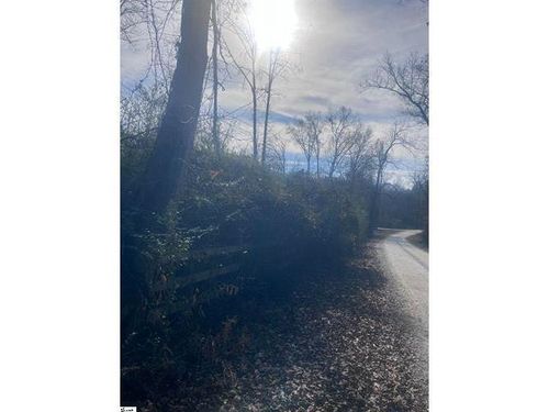 000B Riverbend Rd, Fair Play, SC, 29643 | Card Image