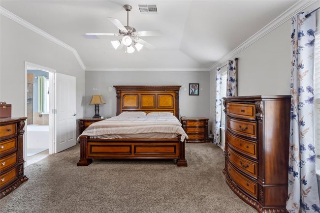6605 Fallen Breeze Ln, House other with 4 bedrooms, 3 bathrooms and 2 parking in Dickinson TX | Image 17