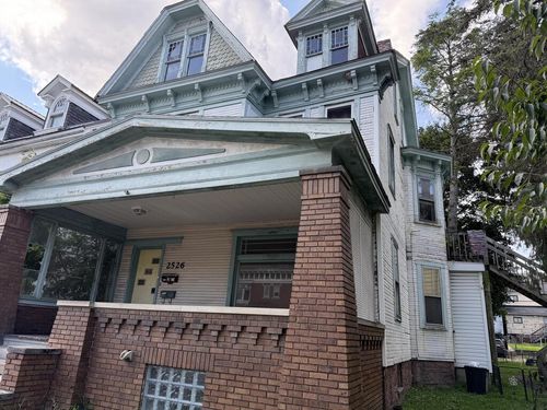2526 Broad Ave, Altoona, PA, 16602 | Card Image