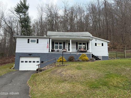 102 Davis St, Blossburg, PA, 16912-1304 | Card Image