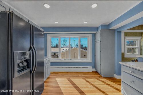 429 Clark Ave, Clarks Summit, PA, 18411-1015 | Card Image