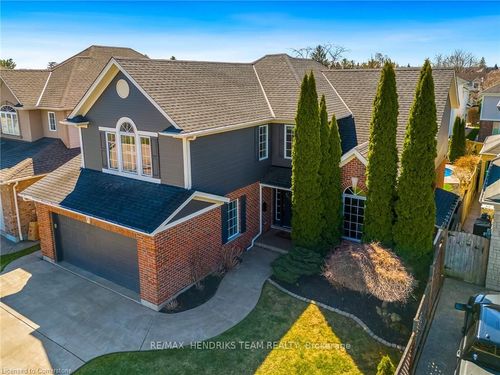 6 Countryside Dr, Saint Catharines, ON, L2W1C3 | Card Image