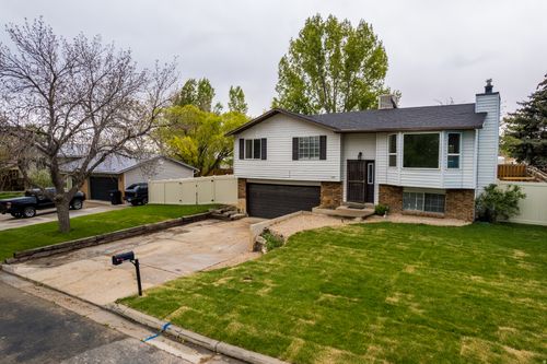3299 W 440 S, Vernal, UT, 84078-8965 | Card Image