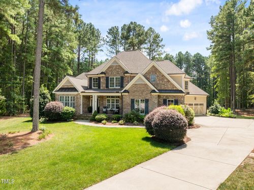 100 Rivers Edge Dr, Youngsville, NC, 27596-7573 | Card Image
