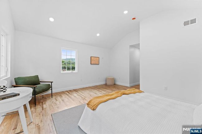 286 Squaw Brook Rd, House other with 5 bedrooms, 5 bathrooms and null parking in North Haledon NJ | Image 20