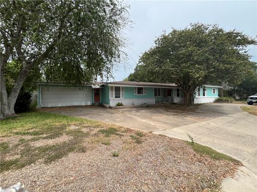 310 Doddridge St, Corpus Christi, TX, 78411-1646 | Card Image