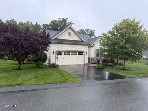 40 Whitney Drive, Halfmoon, NY, 12118 | Card Image