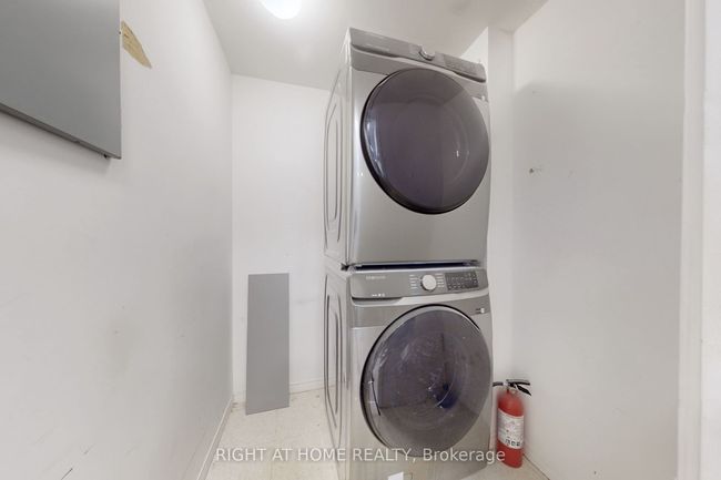 PH-201 - 1 Emerald Lane, Condo with 2 bedrooms, 2 bathrooms and null parking in Thornhill ON | Image 27
