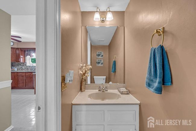 51 Sturbridge Dr, House other with 5 bedrooms, 4 bathrooms and null parking in Piscataway NJ | Image 28
