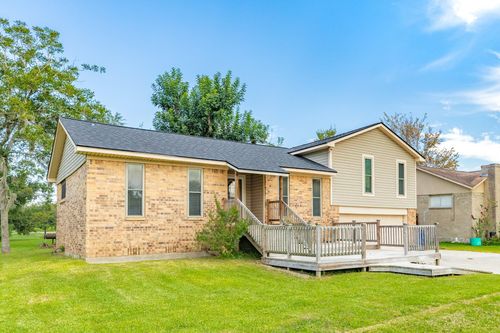 212 Briarcreek St, Richwood, TX, 77531-2202 | Card Image
