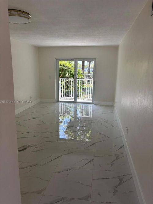 4-4298 Nw South Tamiami Canal Dr, Miami, FL, 33126-1437 | Card Image