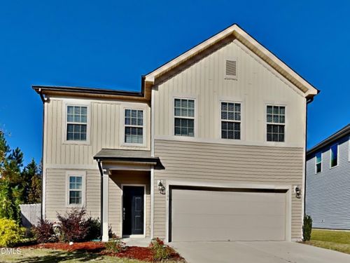 104 Yadkin St, Clayton, NC, 27520-3061 | Card Image