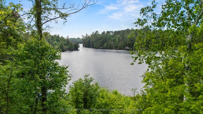 5 Bellview Cres, House other with 2 bedrooms, 1 bathrooms and 3 parking in Whitestone ON | Image 14