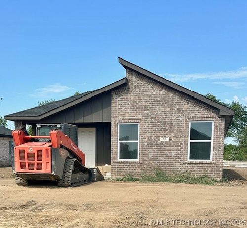 733 Elm St, Seminole, OK, 74868 | Card Image