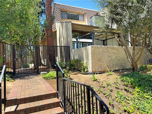 58-6145 Shoup Ave, Woodland Hills, CA, 91364 | Card Image