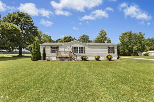 889 Pollock Rd, Kenly, NC, 27542-8521 | Card Image