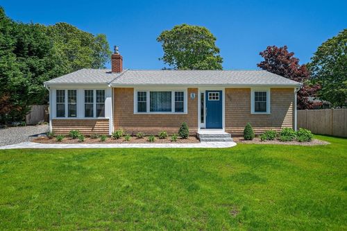 102 Cornell Dr, Dennis Port, MA, 02639-1937 | Card Image