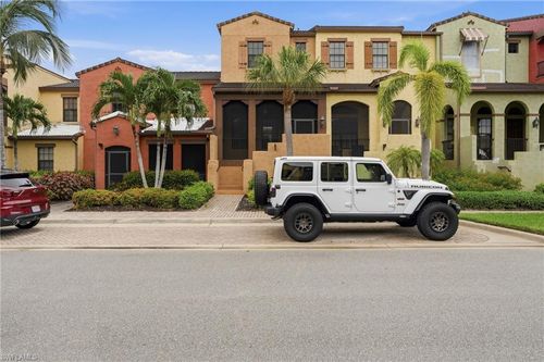 7507-8663 Olinda Way, FORT MYERS, FL, 33912-9127 | Card Image