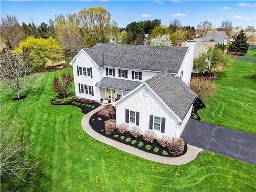 8 Wayshire Drive, Penfield, NY, 14526 | Card Image