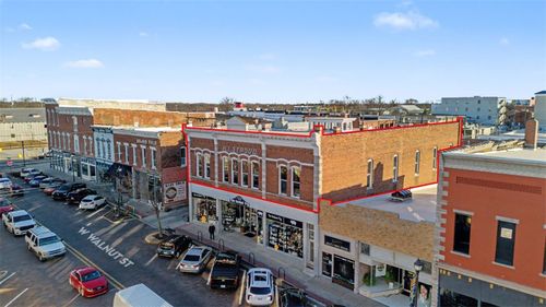 b-116 W Walnut St, Rogers, AR, 72756-6663 | Card Image