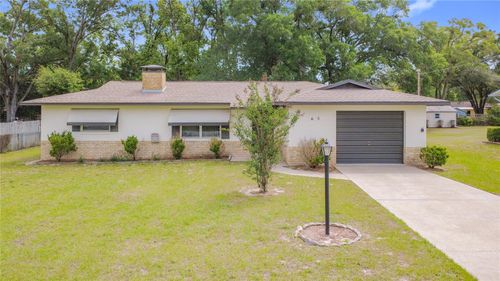 615 Third Ave, Lady Lake, FL, 32159-4631 | Card Image