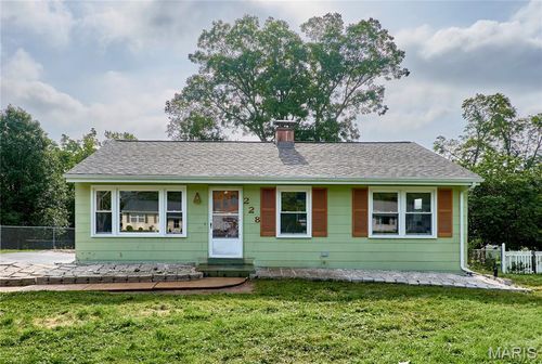 228 Newton Pl, Ballwin, MO, 63021-4813 | Card Image