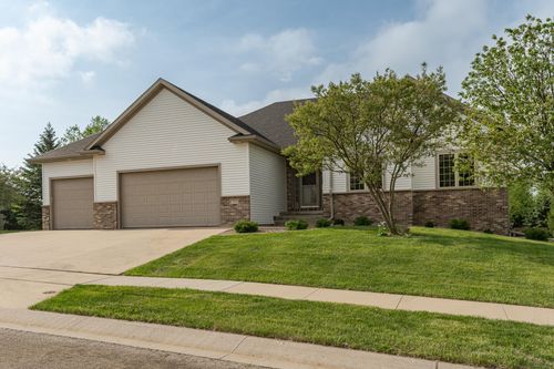 2348 Teakwood Ln Sw, Rochester, MN, 55902-1546 | Card Image