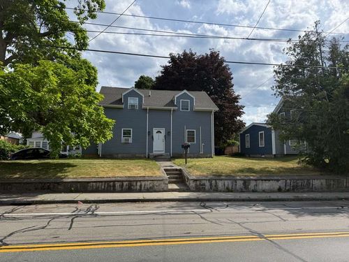 1928 Smith St, North Providence, RI, 02911-1734 | Card Image