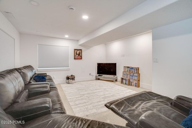 3035 S Big Hollow Rd, House other with 8 bedrooms, 5 bathrooms and null parking in Daniel UT | Image 39