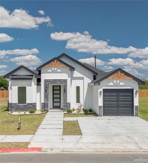 3221 E Alexa St, Edinburg, TX, 78542-7934 | Card Image