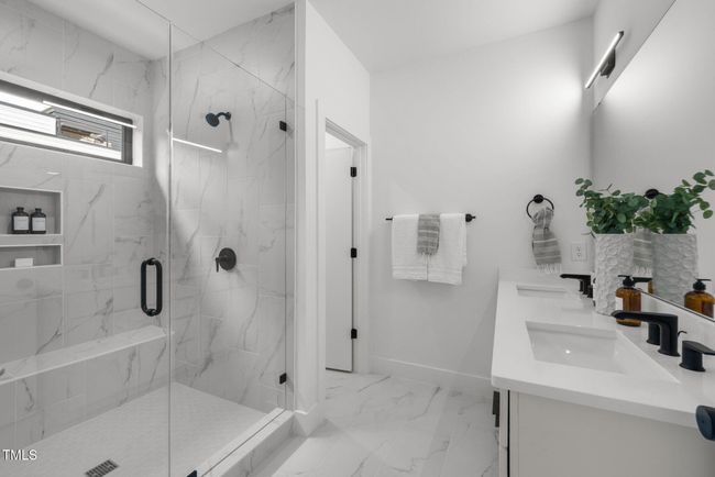 24-web-or-mls-24-web-or-mls-5Z8A0195 | Image 22