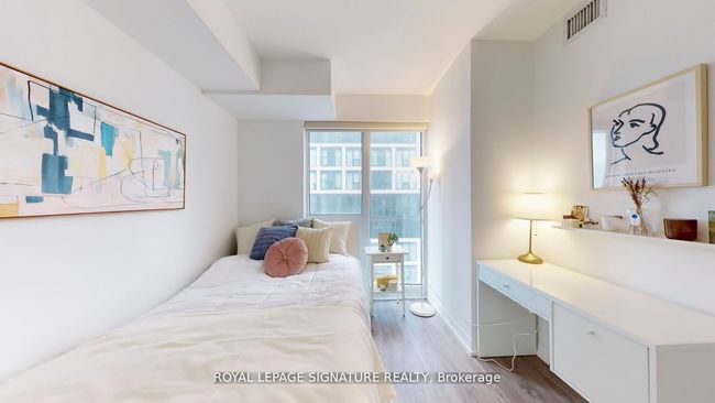 4304 - 251 Jarvis St, Condo with 1 bedrooms, 1 bathrooms and null parking in Toronto ON | Image 14