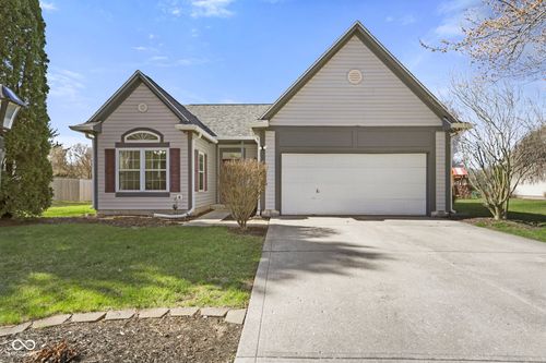 18865 Wimbley Way, Noblesville, IN, 46060-1594 | Card Image