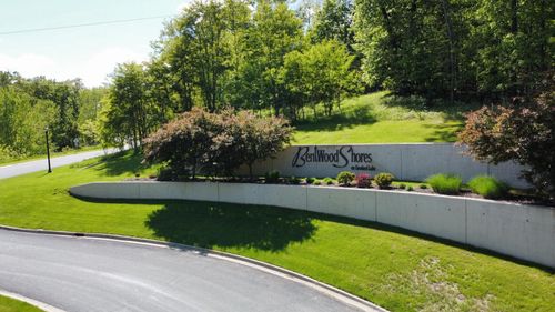 7076 Bentwood Trl, Kalamazoo, MI, 49009 | Card Image