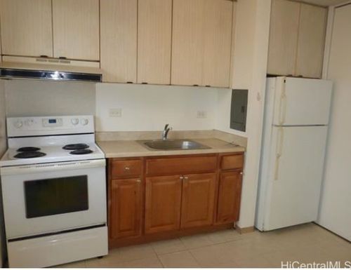 apt-202-1220 Matlock Ave, Honolulu, HI, 96814-1266 | Card Image