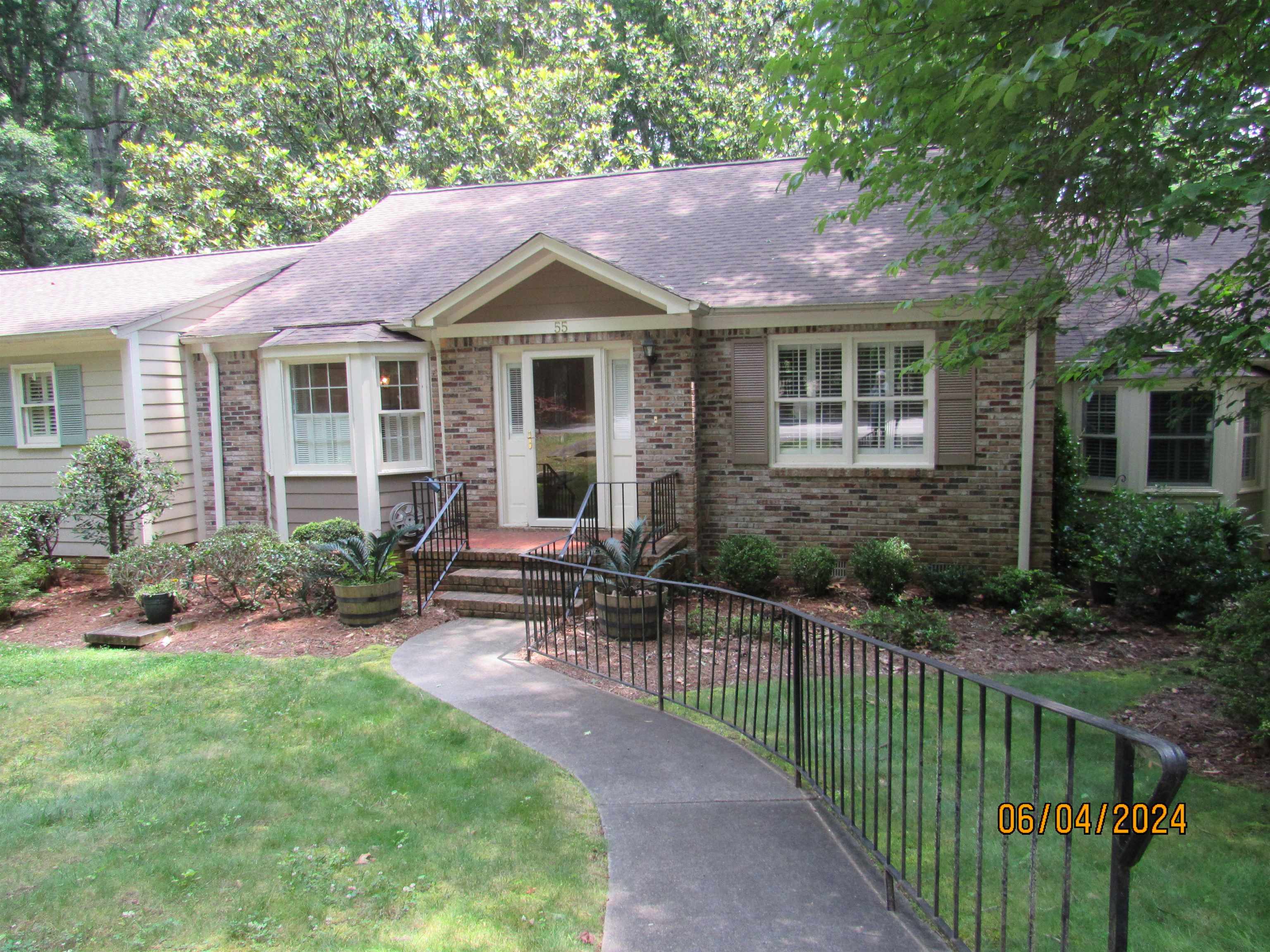 Forest Oaks Way, Spartanburg, SC 29307