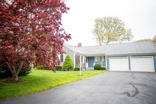 12 Longview Dr, Yarmouth Port, MA, 02675-2220 | Card Image