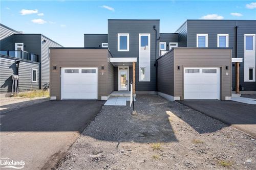 th7-67 West Lane, Selwyn, ON, K9J0C5 | Card Image