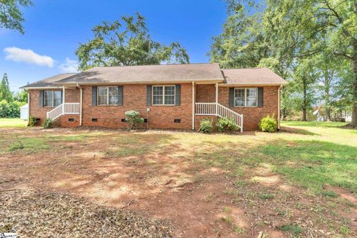 475 Vinyard Rd, Boiling Springs, SC, 29316-5465 | Card Image