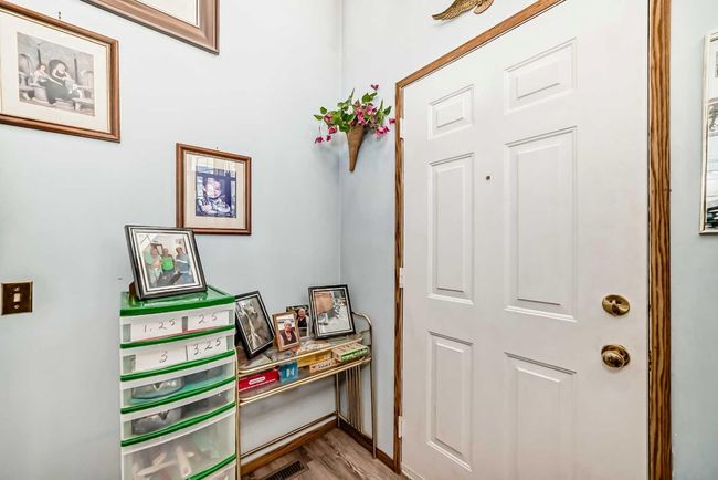 31 Martinridge Grove Ne, House other with 4 bedrooms, 2 bathrooms and 2 parking in Calgary AB | Image 5