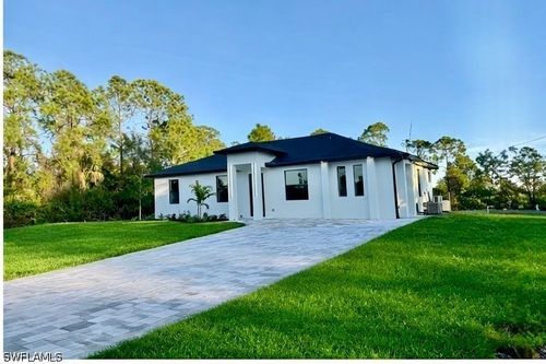 642 Sunflower Ave S, LEHIGH ACRES, FL, 33974-5714 | Card Image